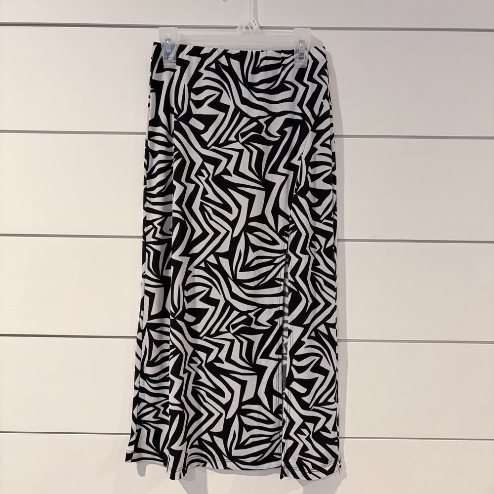 🌟2 for $10 Windsor Women’s Black White Abstract Art Deco Midi Skirt Side Slit S